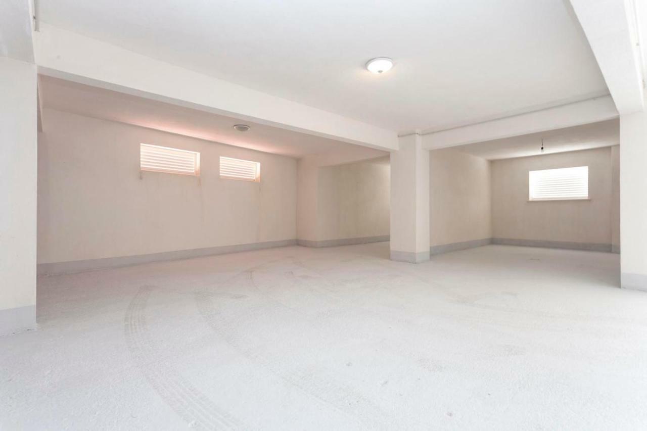 Apartments Dora Makarska Bagian luar foto