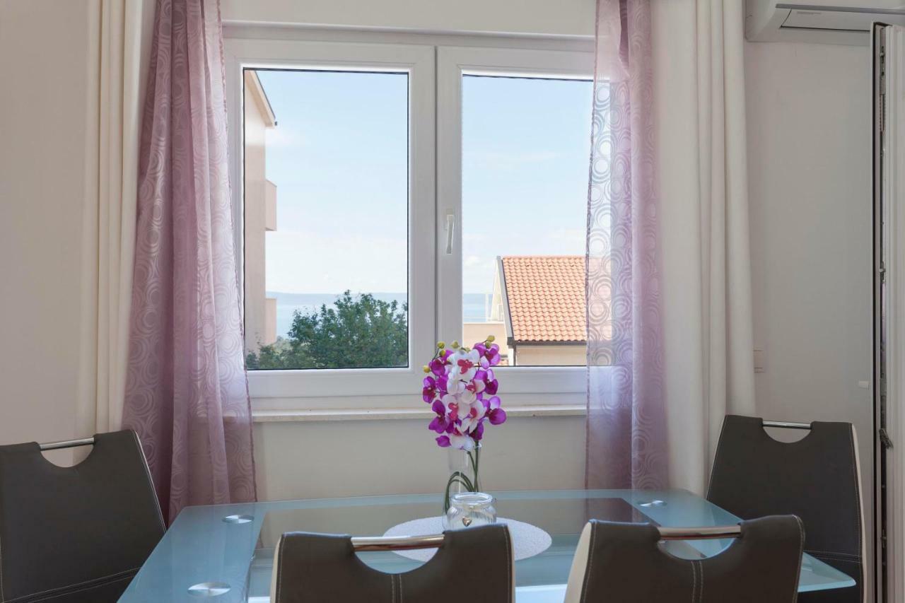 Apartments Dora Makarska Bagian luar foto