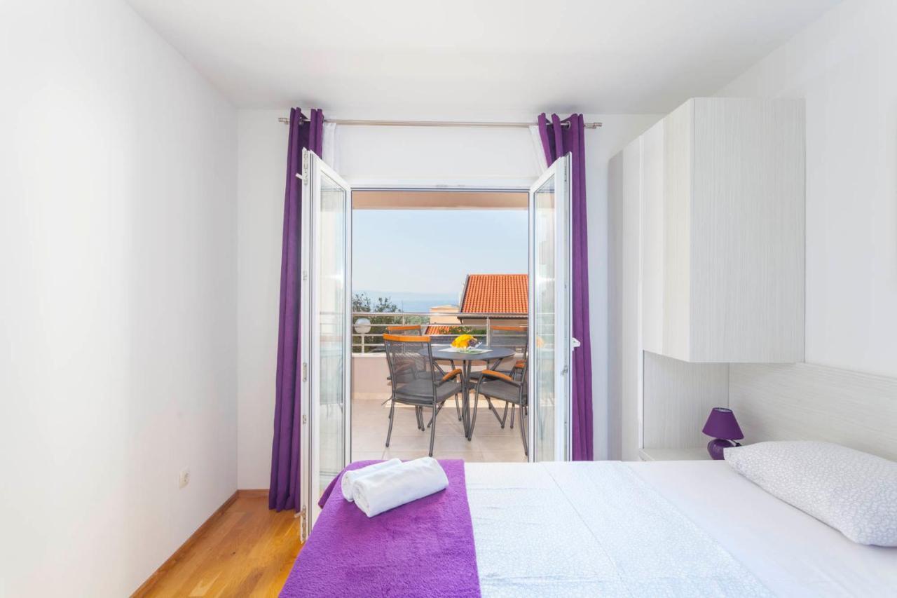 Apartments Dora Makarska Bagian luar foto