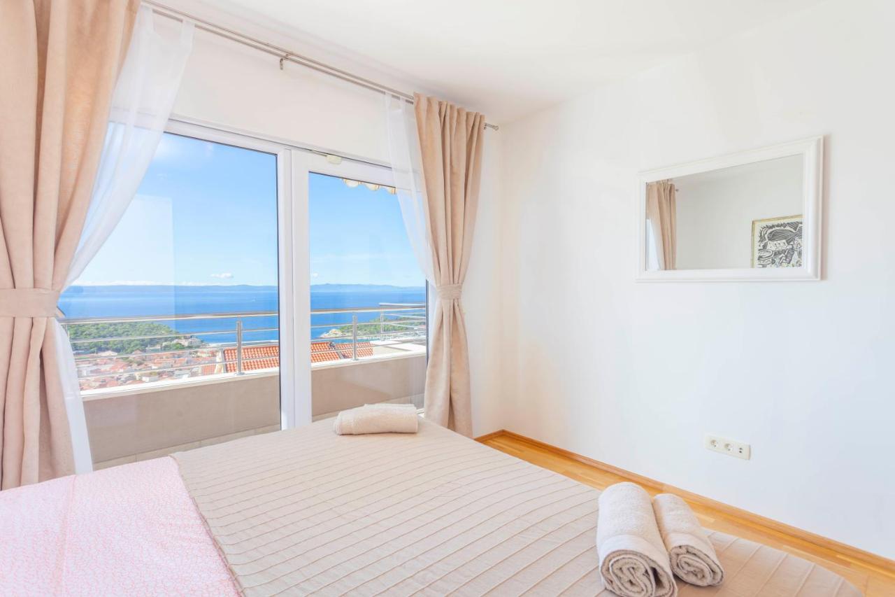 Apartments Dora Makarska Bagian luar foto